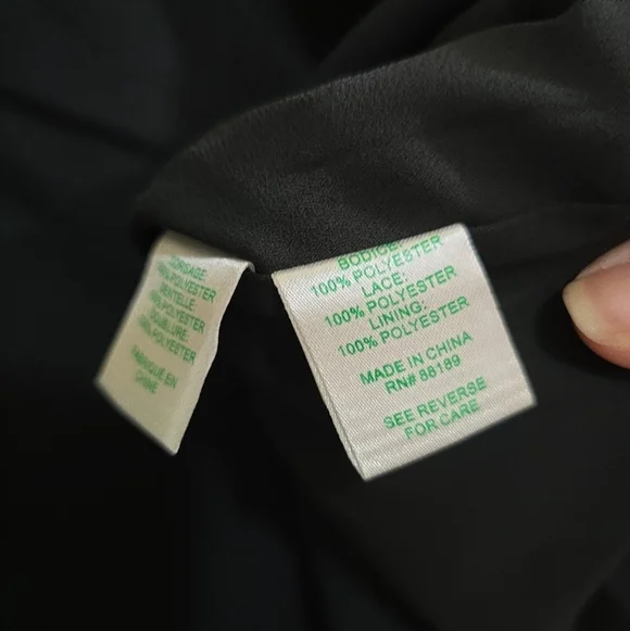 NWT Lilly Pulitzer Karolina Dress in Onyx Black 00 LBD Ruffle Lace Long Sleeves - Picture 9 of 11